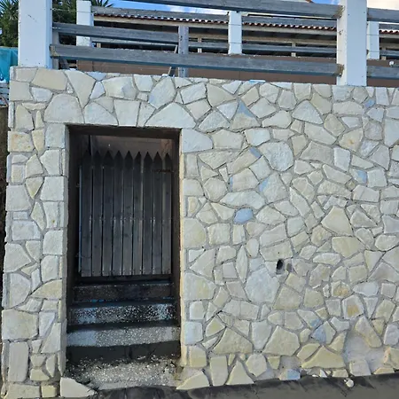 Mare Villa